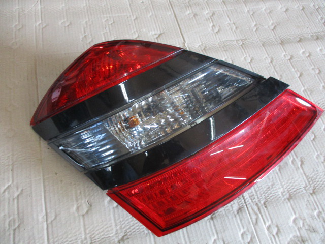 A2218200166 MERCEDES Фонарь задний левый купить в Львов