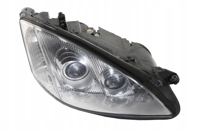 MERCEDES A2218203861 Правая фара в наличии Ирпень