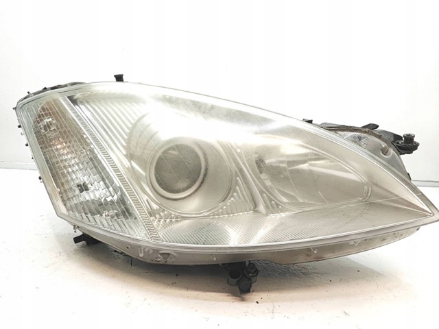 Правая блок фара A2218204661 MERCEDES