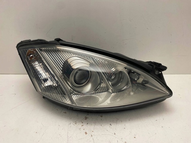A2218205661 MERCEDES Фара правая купить в Украина