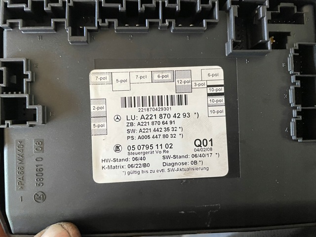 MERCEDES A2218704293 в наличии Украина