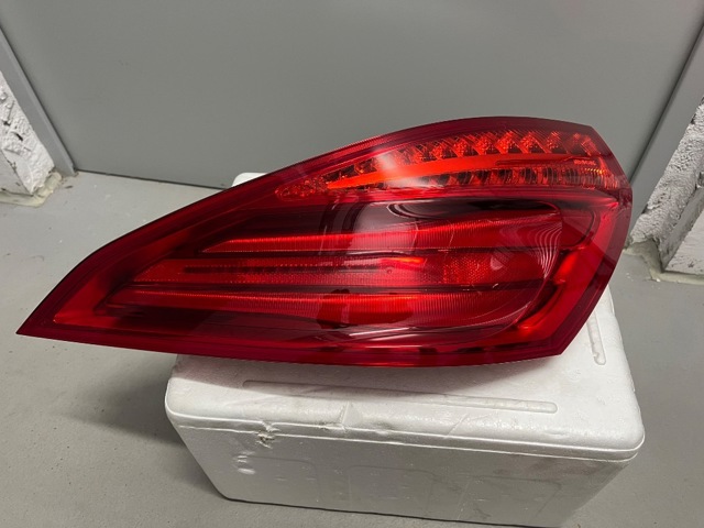 MERCEDES A2319066200 Задний фонарь в наличии Каменское