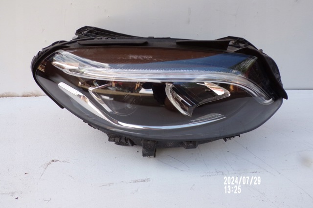 MERCEDES A2469063401 Правая фара в наличии Винница