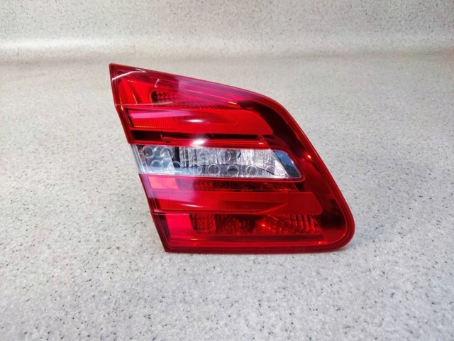 MERCEDES A2469066300 Фонарь задний левый внутренний в наличии Черновцы