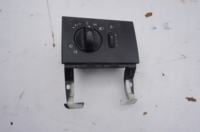 MERCEDES A6395450204 Переключатель света фар на "торпедо" в наличии Житомир