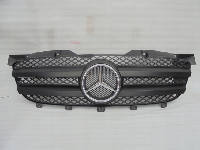 A9068800285 MERCEDES Решетка радиатора купить в Киев
