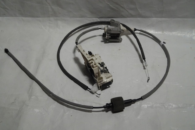 A9077302200 MERCEDES купить в Тернополь
