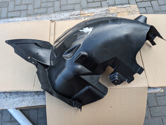 A9106846100 MERCEDES купить в Украина