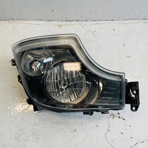 MERCEDES 9618204139 Фара правая в наличии Полтава