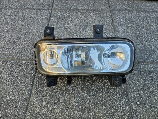 MERCEDES 9738202761 Фара правая в наличии Житомир