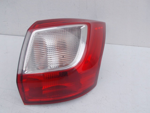 FORD AM5113404AE Фонарь задний правый внешний в наличии Киев