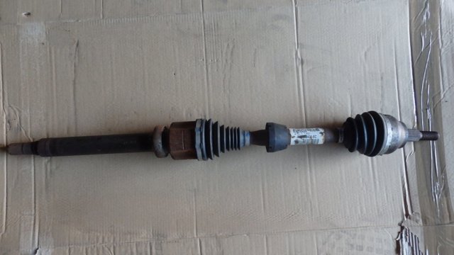 Полуось передняя, правая AV613B436EC FORD