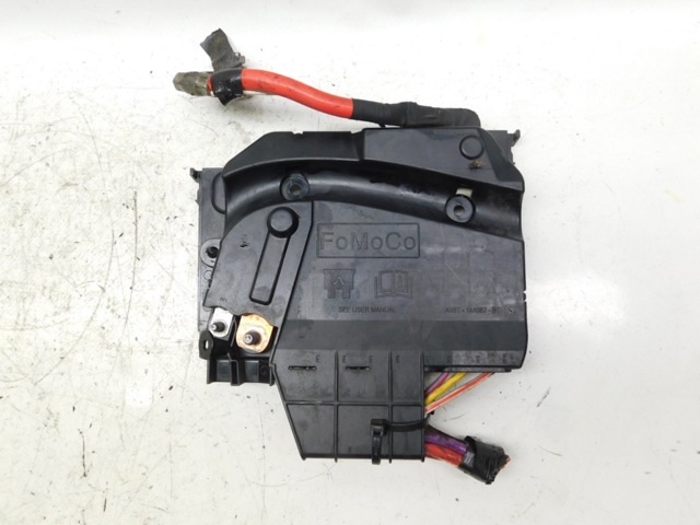 Блок реле и предохранителей AV6T14A067BC FORD