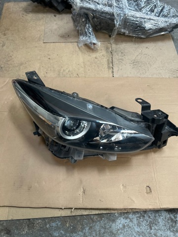 BACS51030 MAZDA Правая фара купить в Харьков