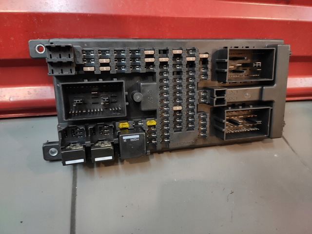 BH4214F041AA LAND ROVER купить в Ирпень