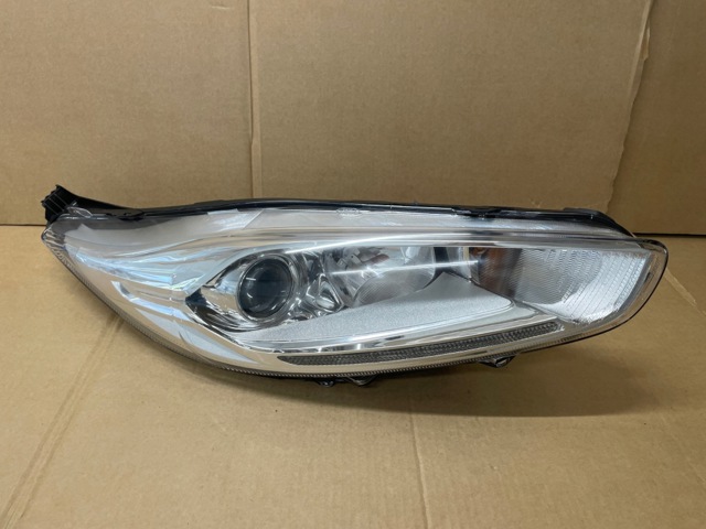 C1BB13W029CH FORD Правая фара купить в Николаев