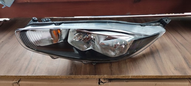 FORD C1BB13W030AC Левая фара в наличии Каменское