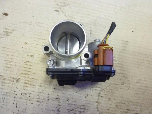 FORD CM5G9F991FB Дроссельная заслонка в наличии Ровно