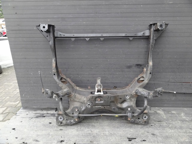 MAZDA DN4E3480XB Балка передней подвески (подрамник) в наличии Ужгород