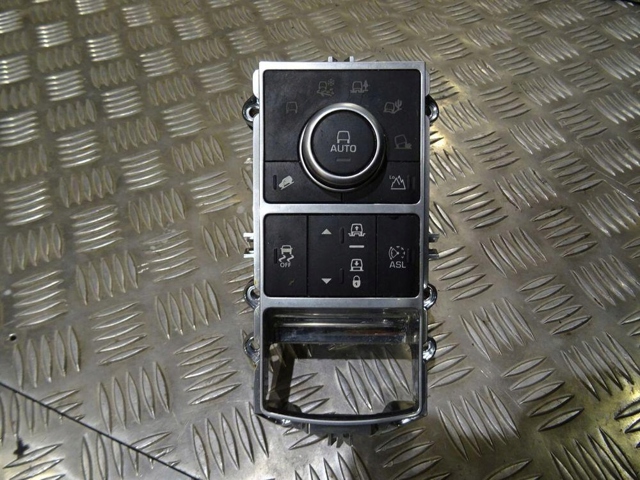 LAND ROVER DPLA14B596HH в наличии Тернополь