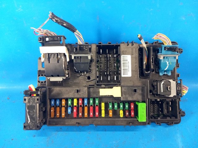 EG9Z15604H FORD Блок предохранителей купить в Черновцы