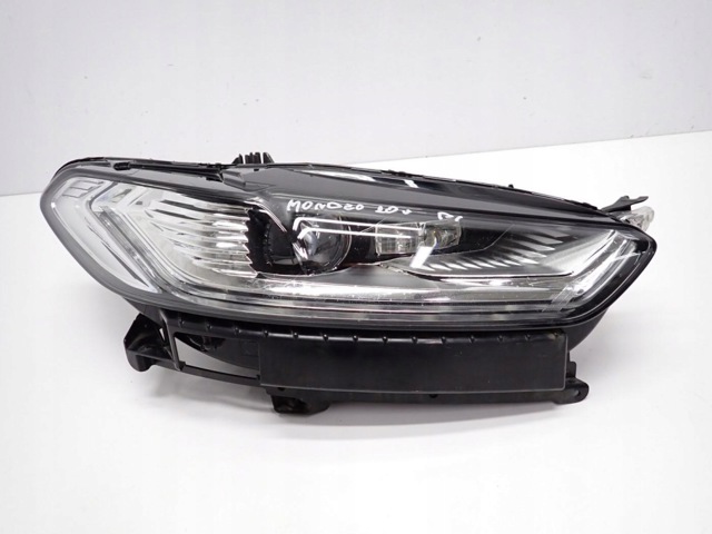ES7313D154CD FORD Правая фара купить в Ровно