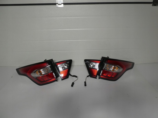 FORD GV4113404AD Фонарь задний правый внешний в наличии Украина