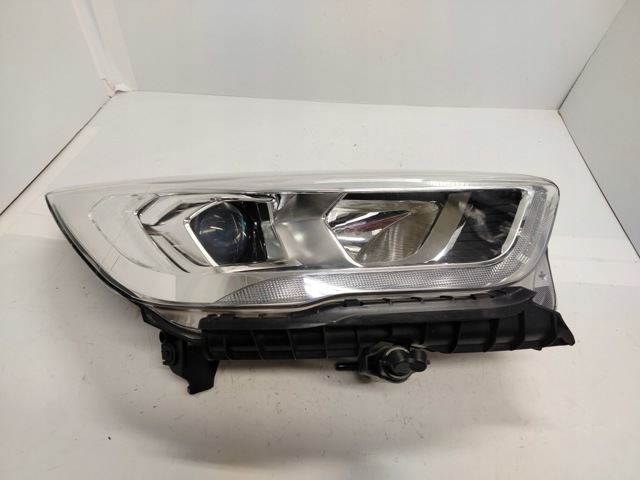 FORD GV4113W029CJ Правая фара в наличии Павлоград