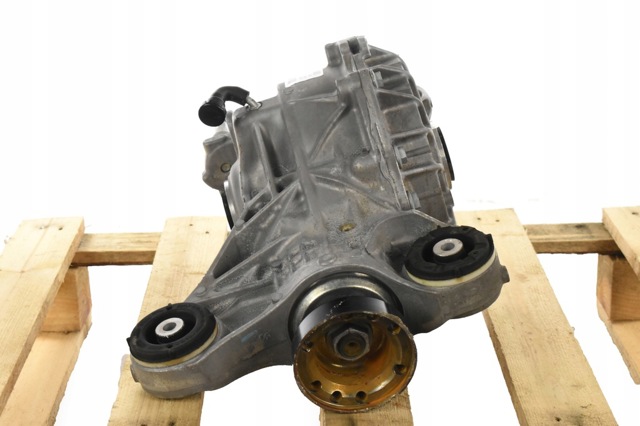 LAND ROVER HK834A213FE в наличии Николаев