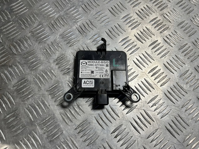 KB8C67Y30H MAZDA купить в Ужгород