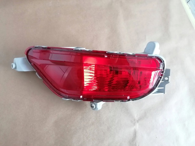 KB8M51650C MAZDA Фонарь заднего бампера правый купить в Хмельницкий