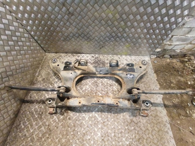 LR010245 LAND ROVER Балка задней подвески (подрамник) купить в Винница