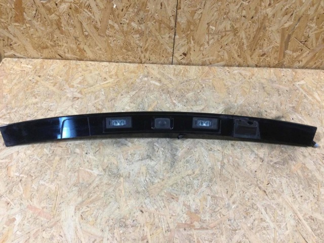LAND ROVER LR077721 Молдинг двери задней (багажной 3/5-й) в наличии Николаев