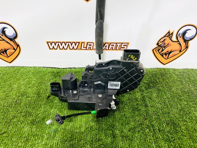 LAND ROVER LR077828 Замок двери задней правой в наличии Чернигов