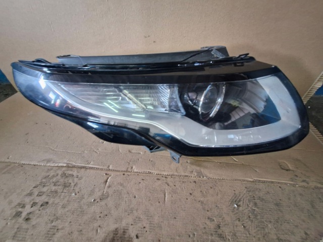 LR084568 LAND ROVER Фара правая купить в Хмельницкий