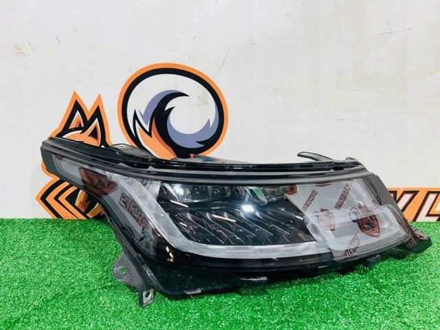 LR100997 LAND ROVER Фара правая купить в Ужгород