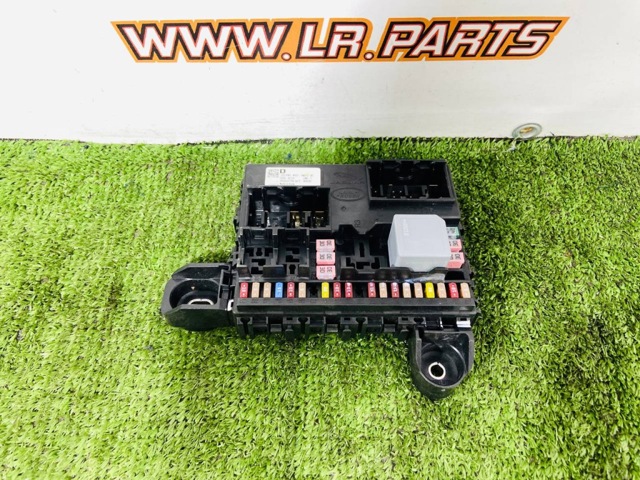 LAND ROVER LR153001 в наличии Днепр