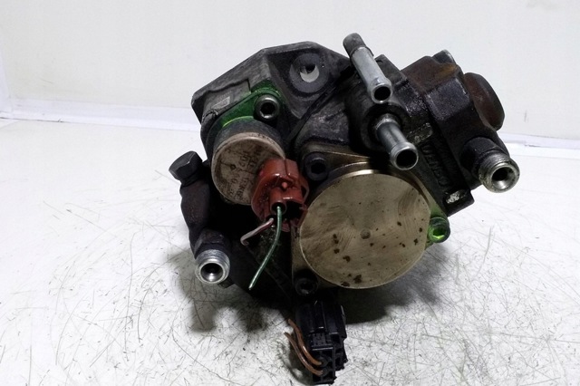 Насос топливный высокого давления RF7J13800B MAZDA