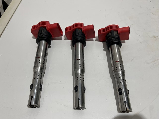 VAG 06E905115F Катушка зажигания в наличии Ровно