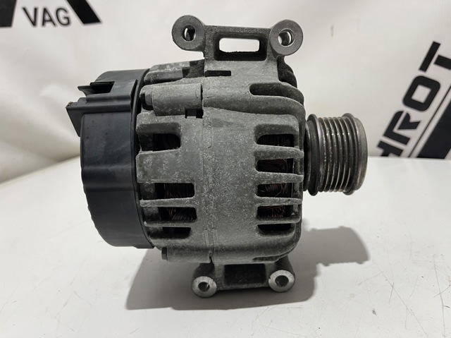 VAG 06K903023G Генератор в наличии Черкассы