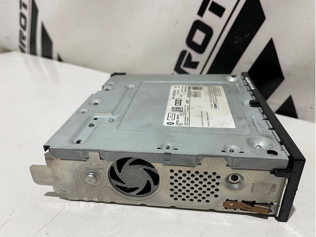 8V1035652 купить Ужгород
