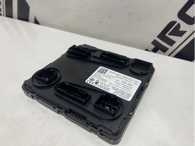 8W0907064EC купить Днепр