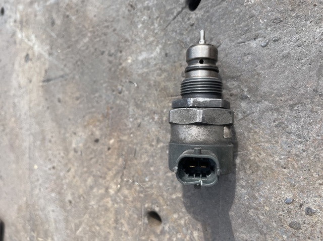 0281002712 BOSCH Шкив генератора купить в Ужгород