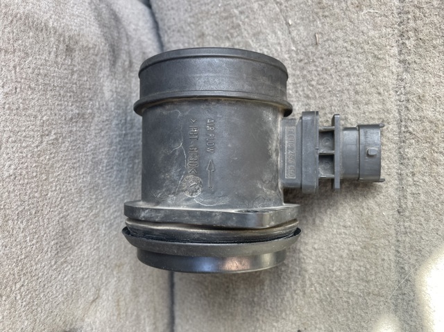 30677999 VOLVO Датчик потока (расхода) воздуха, расходомер M.A.F. - (Mass Airflow) купить в Чернигов