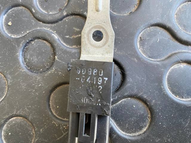 TOYOTA 9098004197 в наличии Ровно
