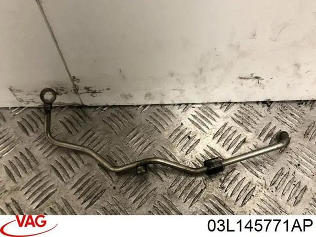 Трубка/шланг подачи масла к турбине 03L145771AP VAG