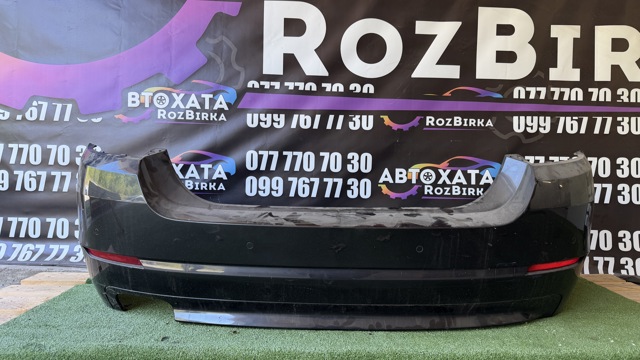 Задний бампер 15857711 BMW