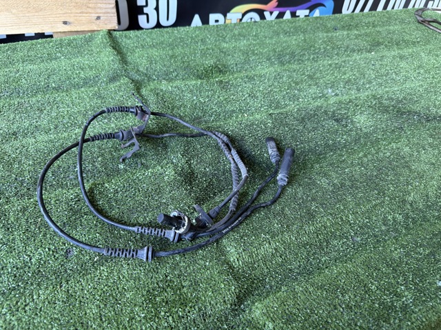 Датчик АБС (ABS) передний 34526782099 BMW