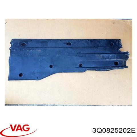 Защита днища, правая 3Q0825202E VAG