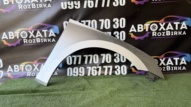 Переднее правое крыло Skoda SuperB 3